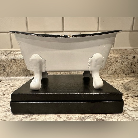 Enamel Soap Dish - Picture 4 of 4